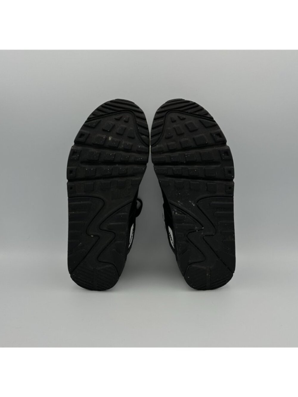 Nike Air Max 90 Youth Size 5.5Y Leather GS Black White Shoes Sneakers CD6864-010 - Picture 10 of 13